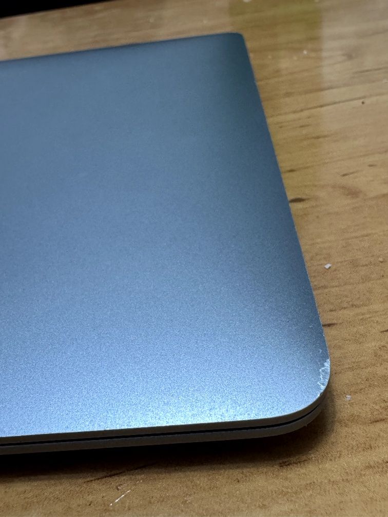 MacBook Air M1 Noutbook