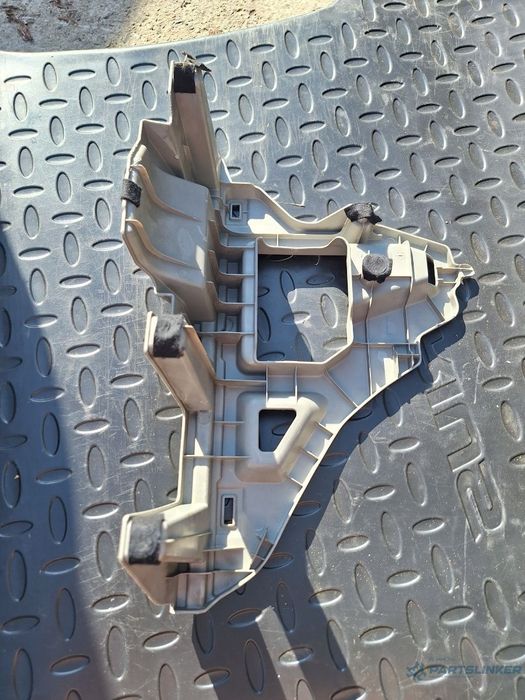 Ornament portbagaj dreapta TOYOTA PRIUS _W3_ 2008 - > Plug-in Hybrid 2ZR-FXE 58427-47050