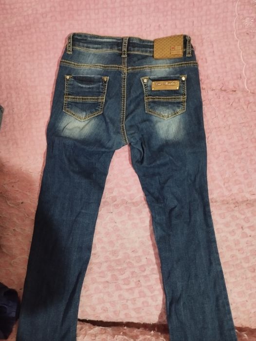Женские джинсы,не дорого!