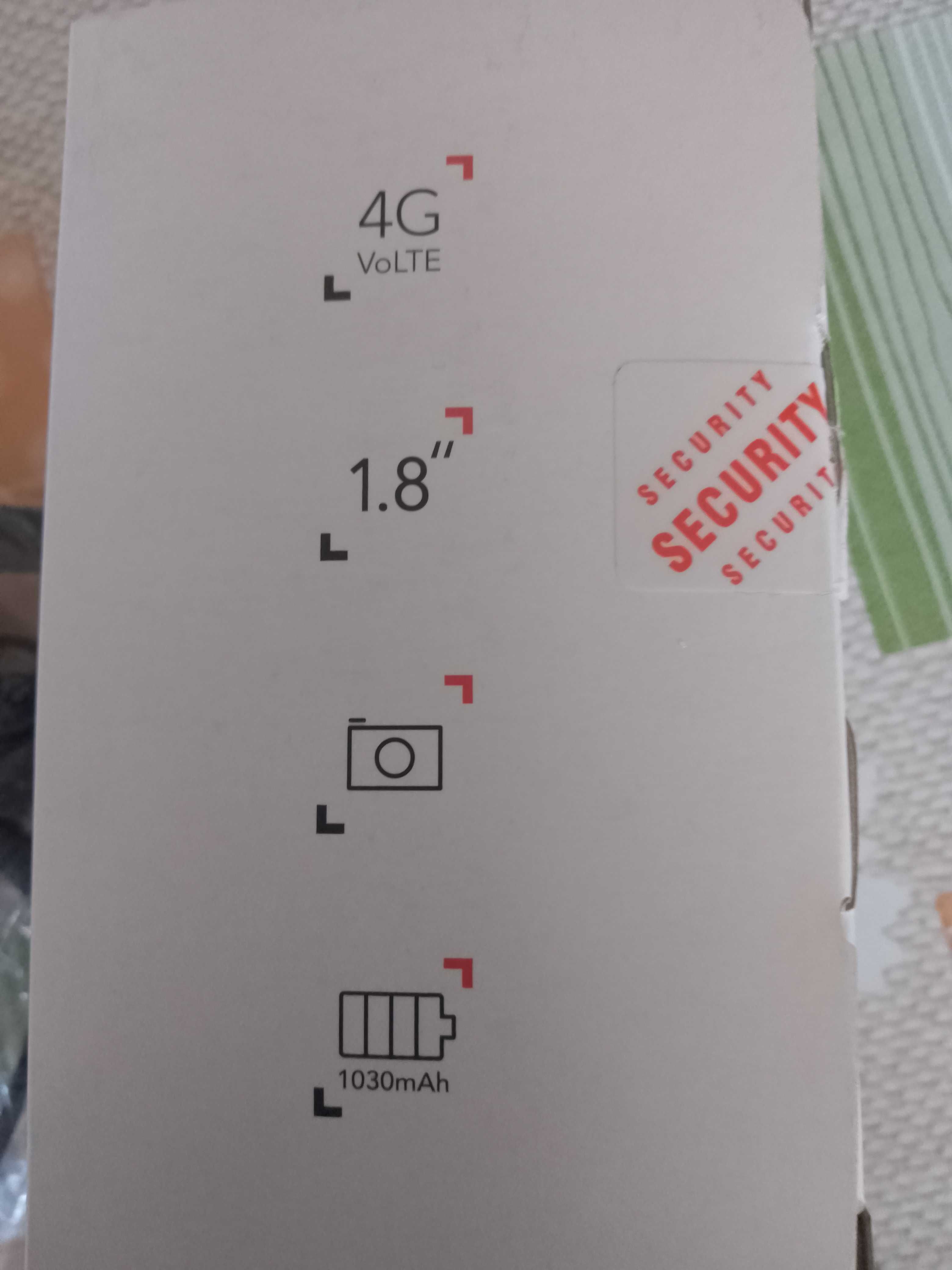 Продавам GSM TCL ONETOUCH 4041