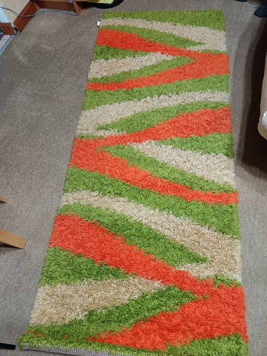 Ковёр новый, классный