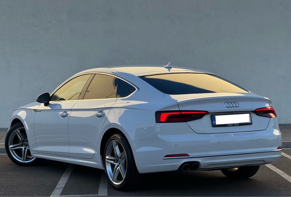 Audi A5  An 2018, 2.0 quattro, S-line, Full Led Pret 18500 e