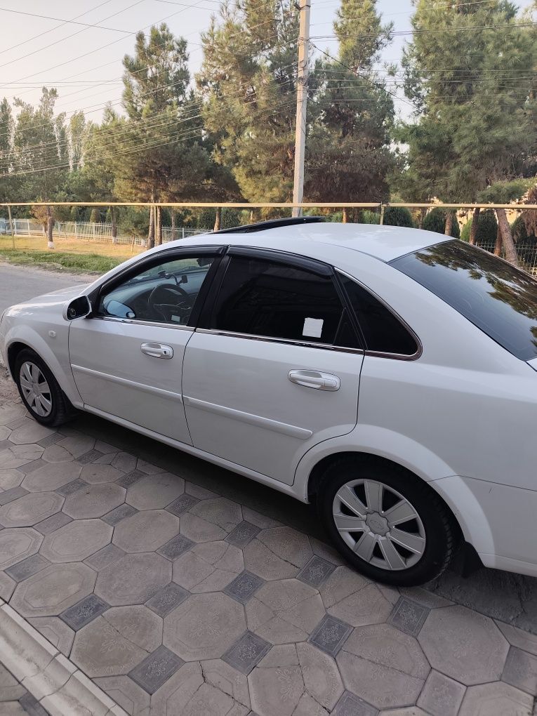 Lasetti aftomat zor moshina