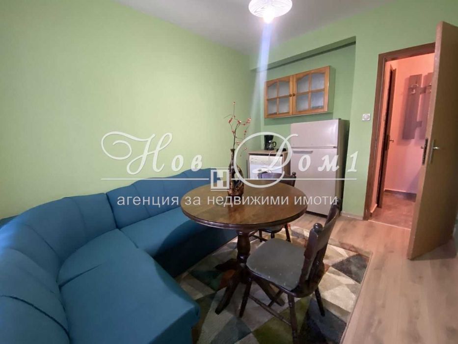 Дава се под наем Двустаен апартамент в Варна, Лятно кино Тракия - 55 кв.м за 408 € - Снимка #1