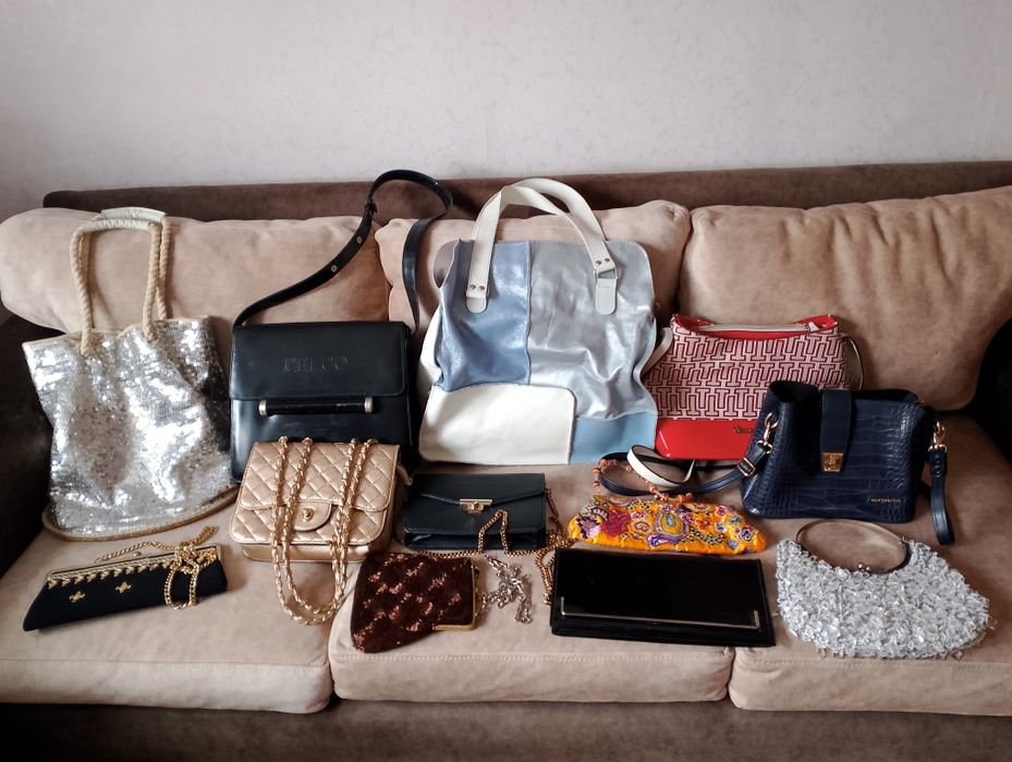 Дамски чанти за ежедневието и специални поводи