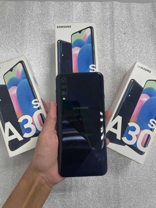 Продавам Samsung A30s - Добро състояние