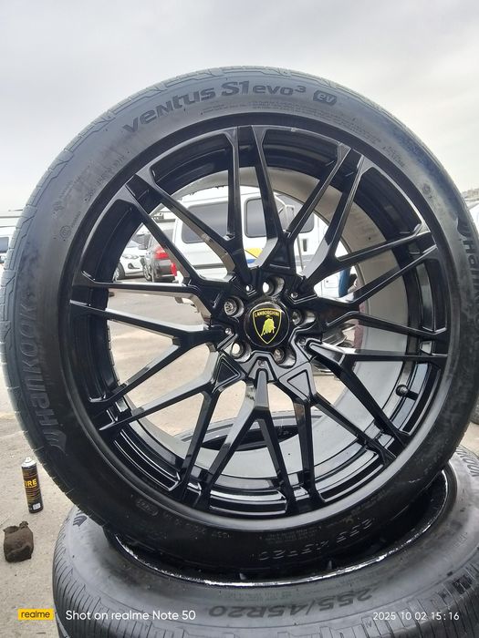 Lamborghini Fason r20