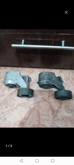 Продам натяжитель обводного ремня мерседес