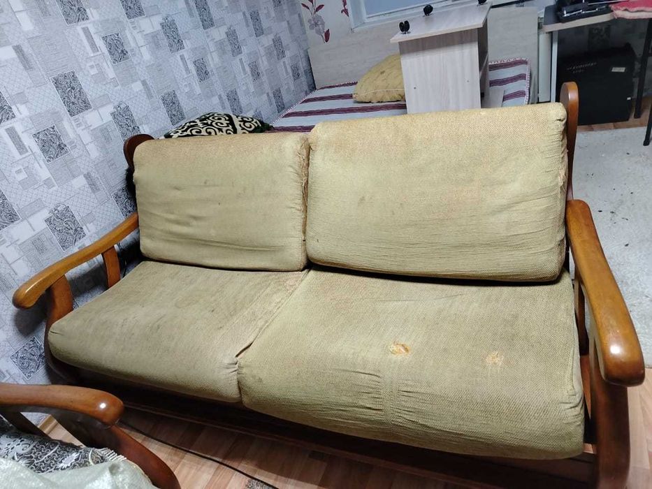 Продам мягкую мебель (Малайзия) в хорошем состоянии, 3+2+1, торг