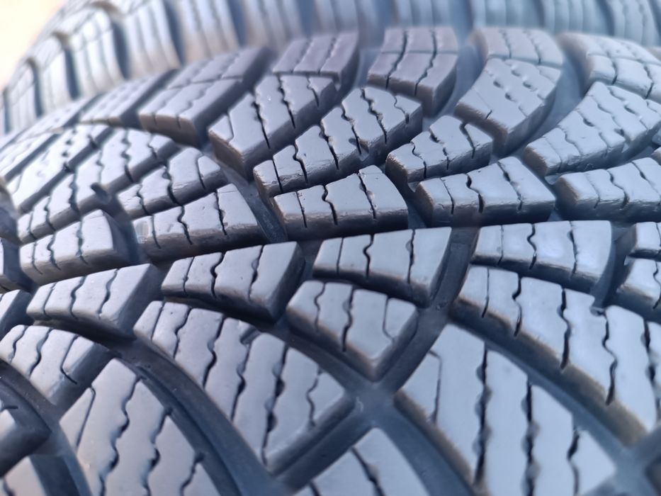 185/60/15 Goodyear