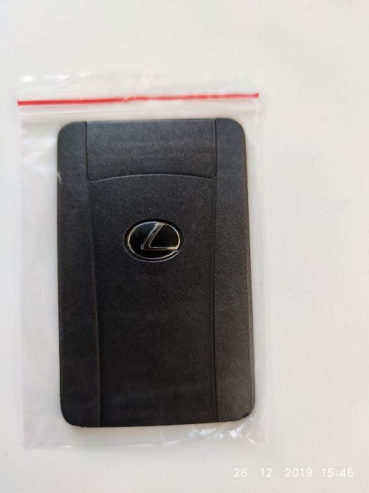Ключ и ключ-карта Лексус, смарт ключ на Lexus LX570 и NX.