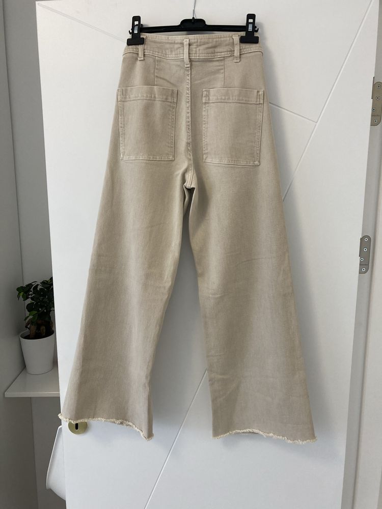 Pantaloni Zara marimea 38