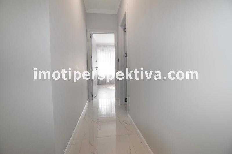 Продава се Тристаен апартамент в Пловдив, Кючук Париж - 140 кв.м за 1343 €/кв.м - Снимка #10