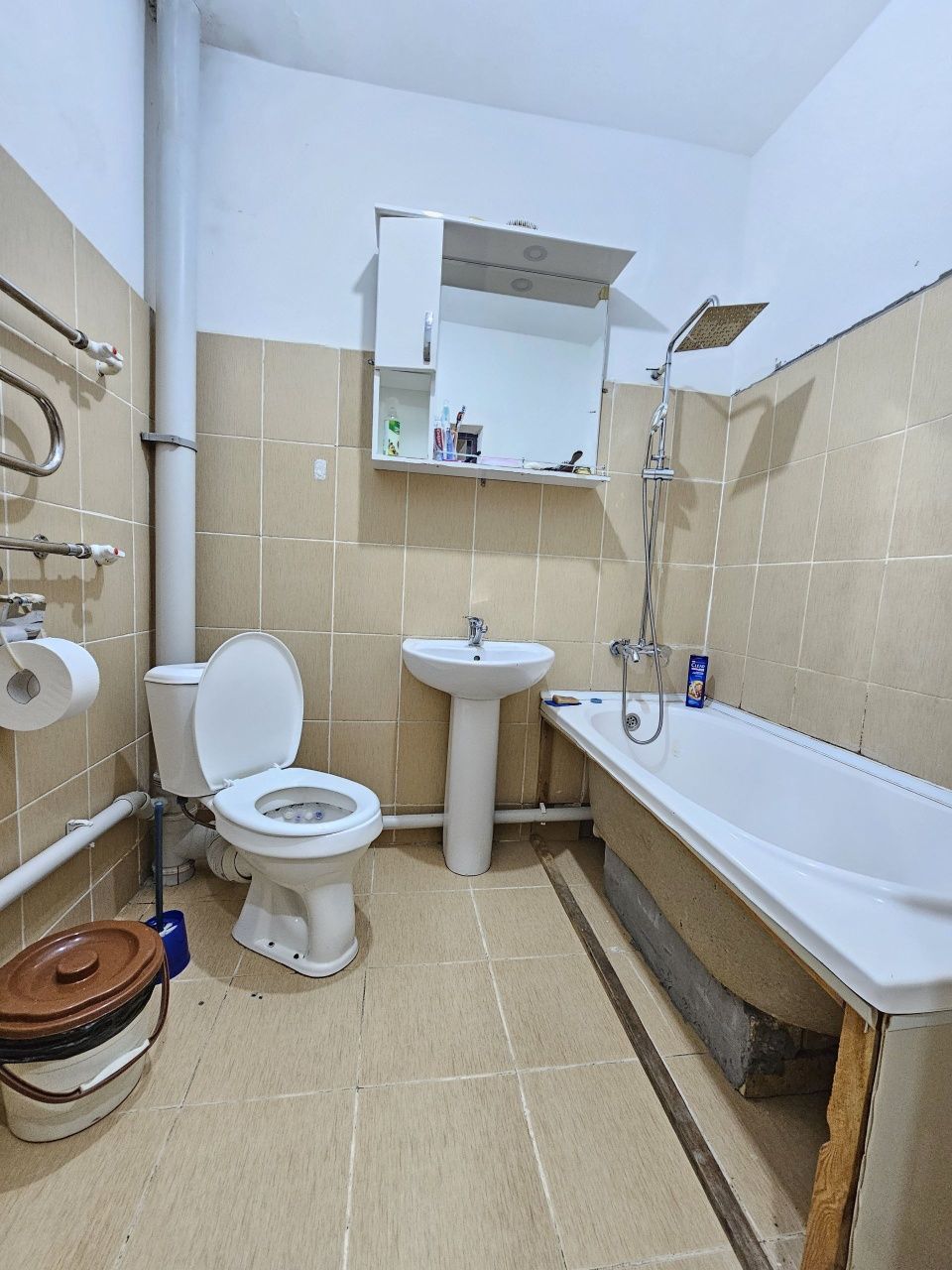 .Новостройка 2хона 2чи кулай этаж арзон 52.000$ 3чи метрога 500метр Се