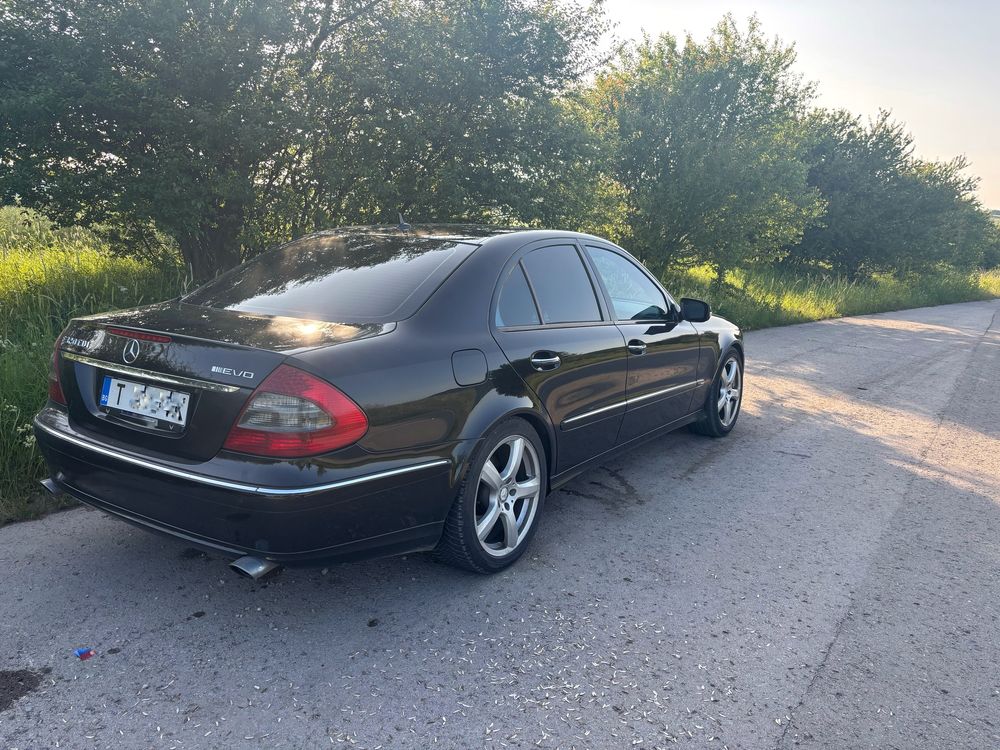 Mercedes-benz e320 Evo