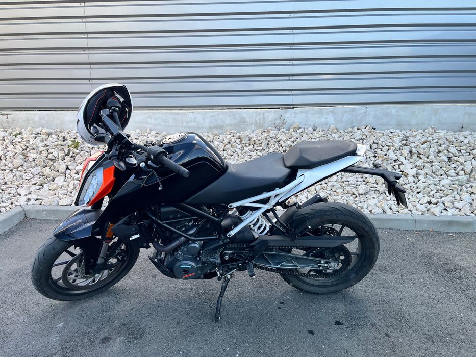 Vând ktm duke 390 2020