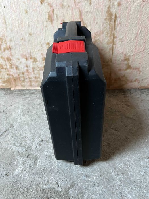 Куфари за инструменти Tayg