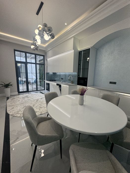 Новый Шикарный дом.