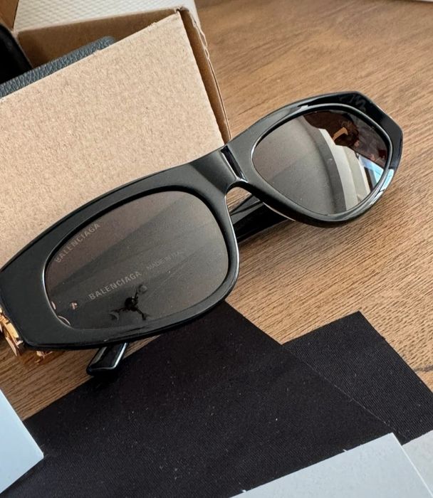 Ochelari soare Balenciaga Originali femei,ca Noi! Model Cat eye,negri