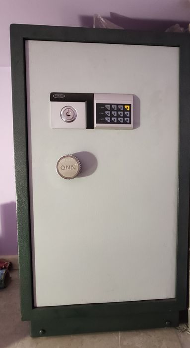 Сейф огнеупорный