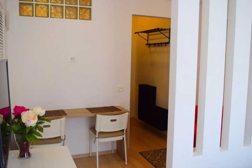 Дава се под наем Едностаен апартамент в Пловдив, Каменица 1 - 40 кв.м за 198.9 € - Снимка #1