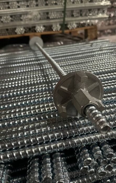 Тайрот, Замок, универсал Замок