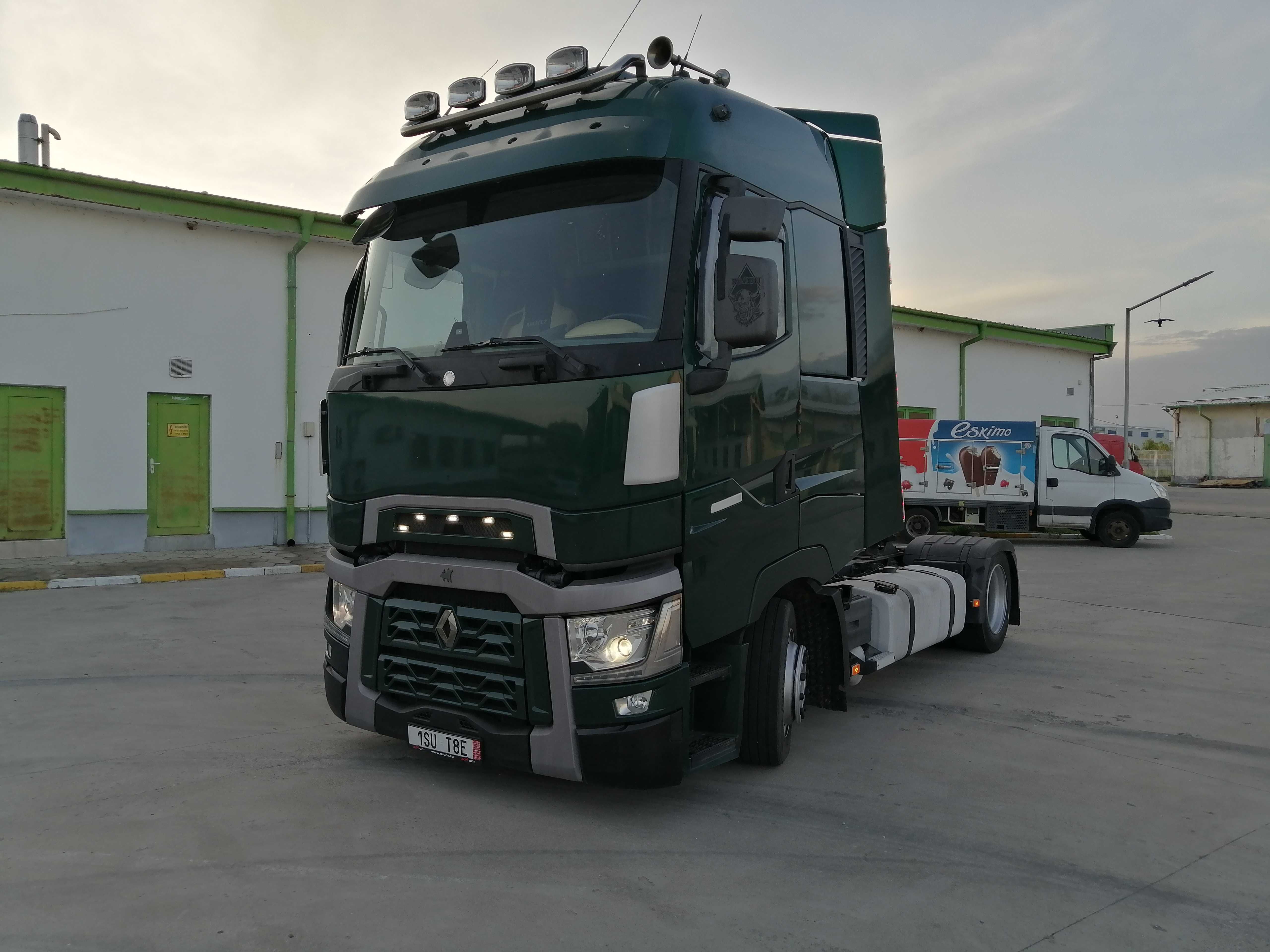 Renault T480 High Cab X-low (голяма кабина, 13 литров мотор)