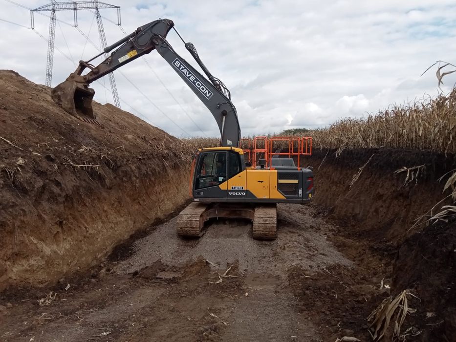 Excavator VOLVO EC 200 EL