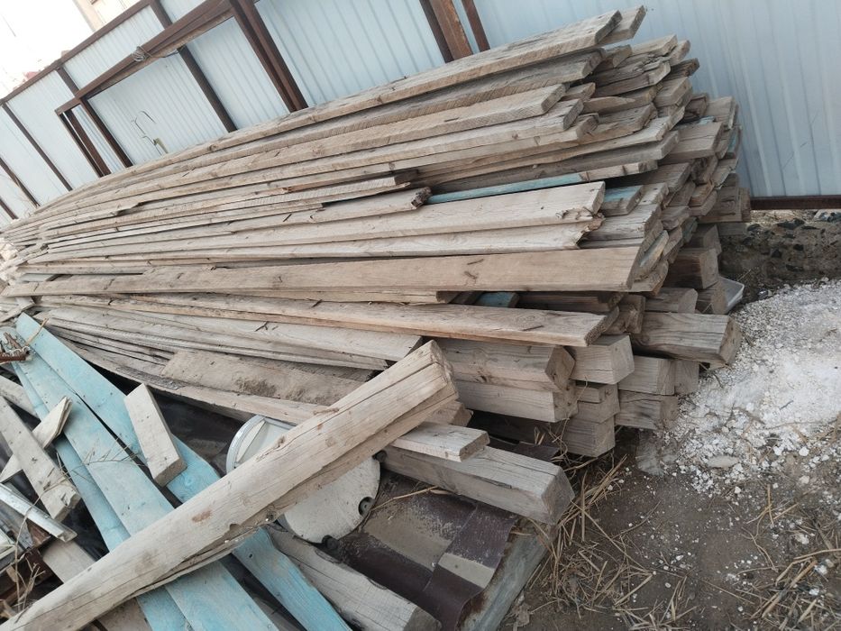 Угольник 100 Строй материял