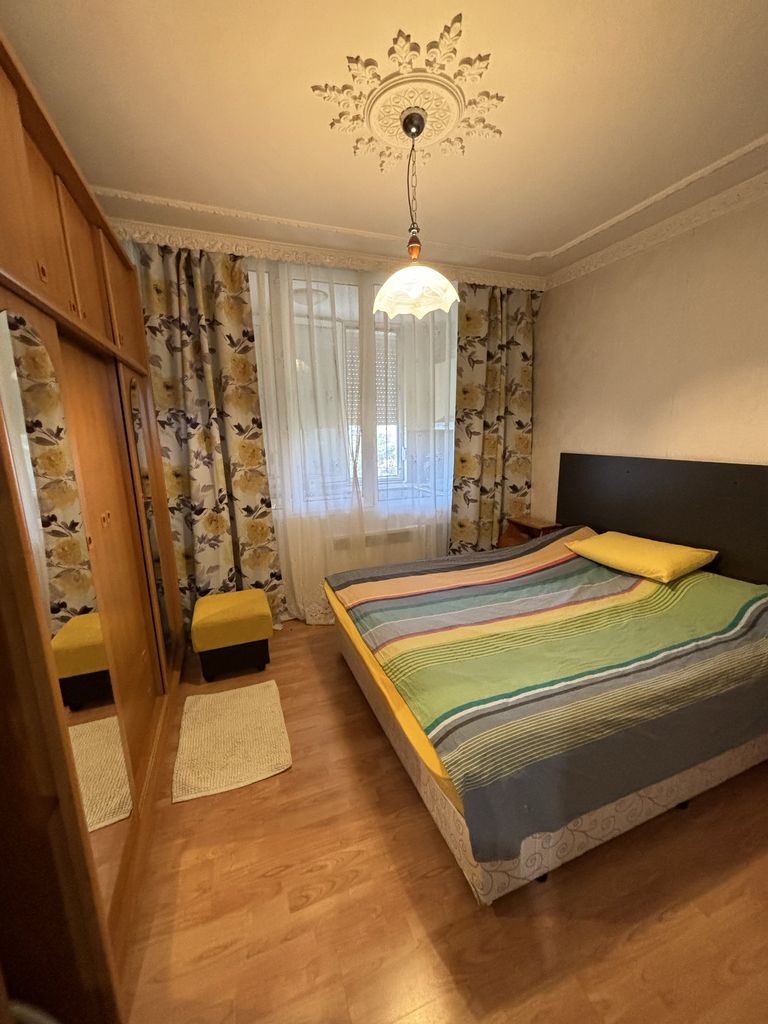 Продава се Тристаен апартамент в София, НПЗ Хаджи Димитър - 100 кв.м за 940 €/кв.м - Снимка #3