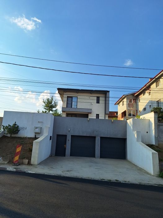 Vila de inchiriat Dobroesti !