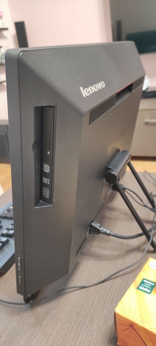 AIO Lenovo ThinkCentre M73Z