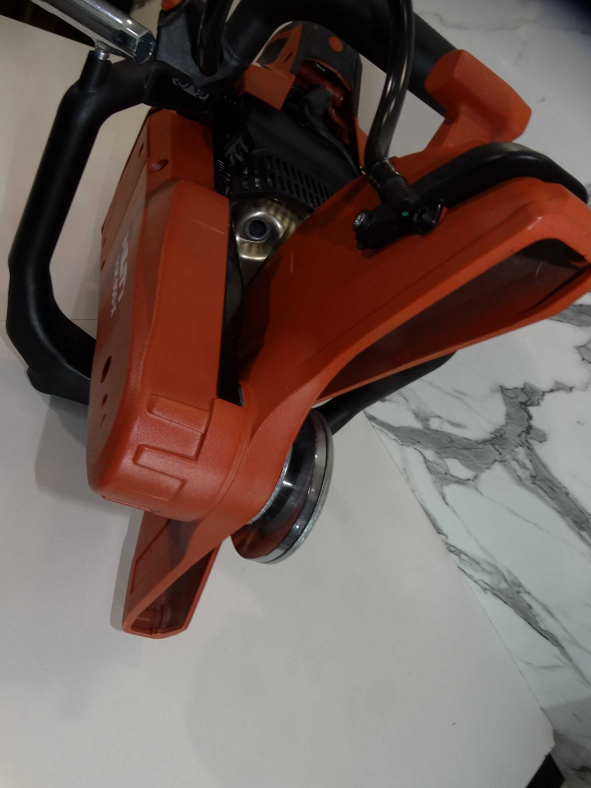 06.2024 НОВО - Hilti DSH 600 - X - Бензинов фугорез 300 mm