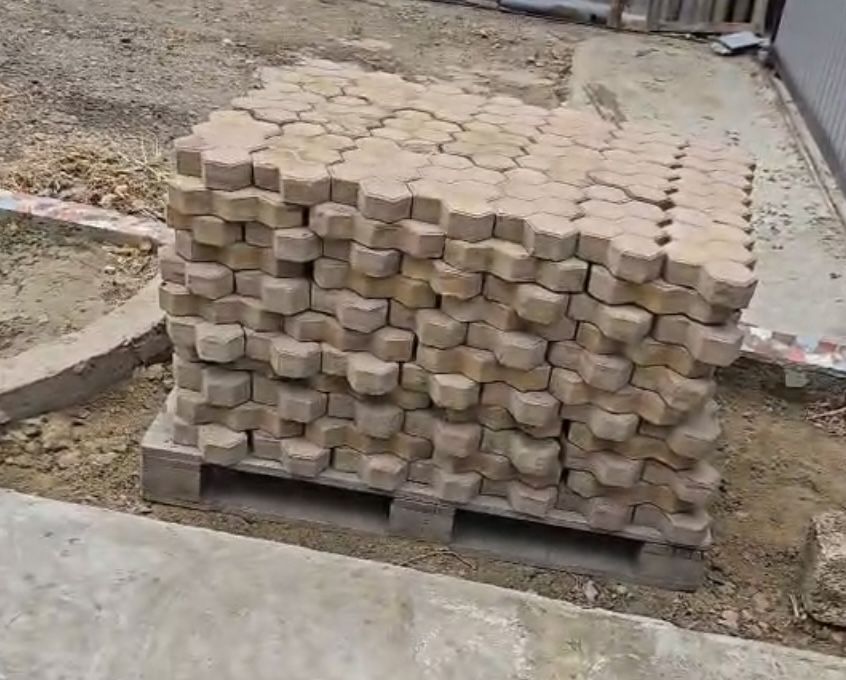 Брусчатка.
