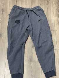 pantaloni nike tech fc barcelona