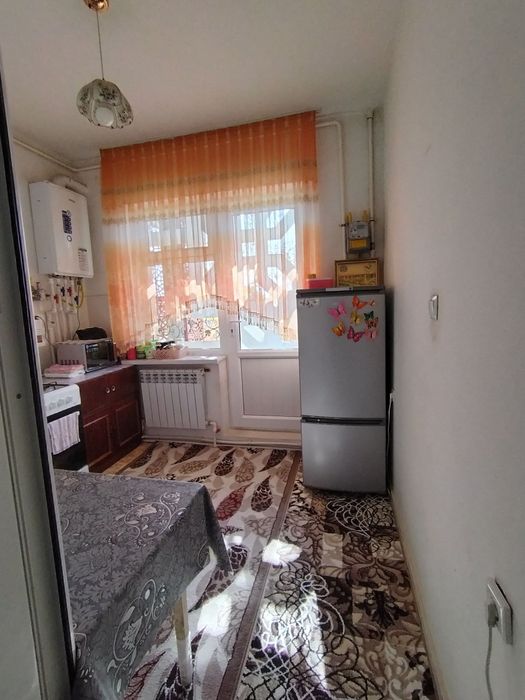 СРОЧНО ПРОДАЕТСЯ  Чирчик ш. Химпромовский 9 этажка дом 1х 42 м²