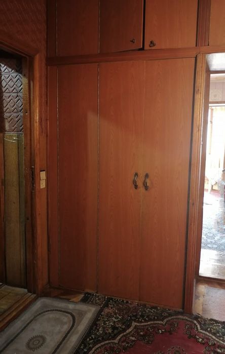 Продам 4х комнатную квартиру Юнусабад Абад КИРПИЧ 77 серия