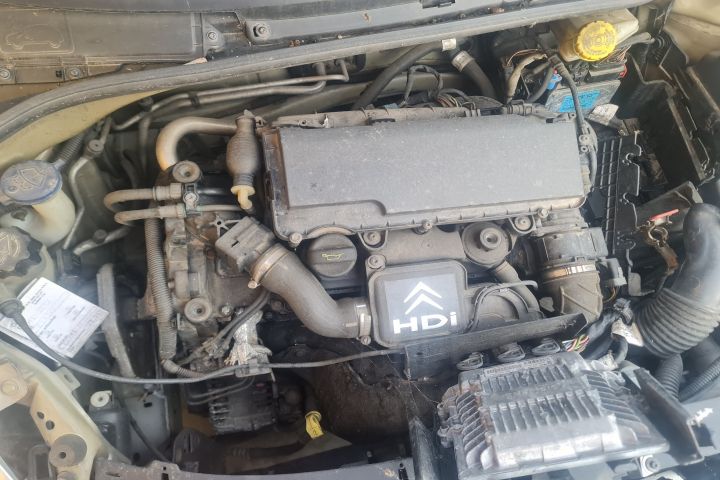 Balama capota motor dreapta 9637365580 Citroen C3 prima generatie