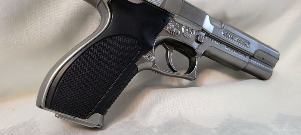 Метален пистолет с капси Colt 1911