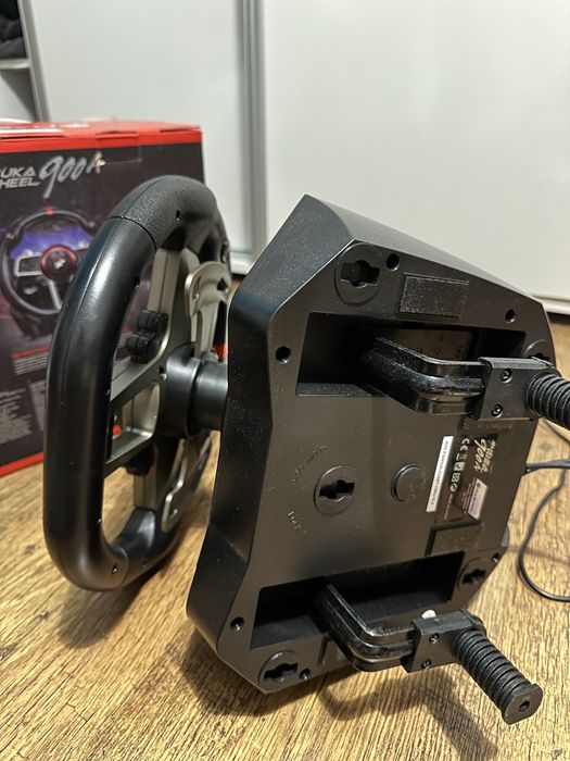Volan Gaming Sakura Wheel 900A – Ca nou, stare excelentă