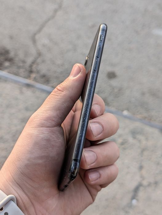 iPhone 8 Срочно!!!