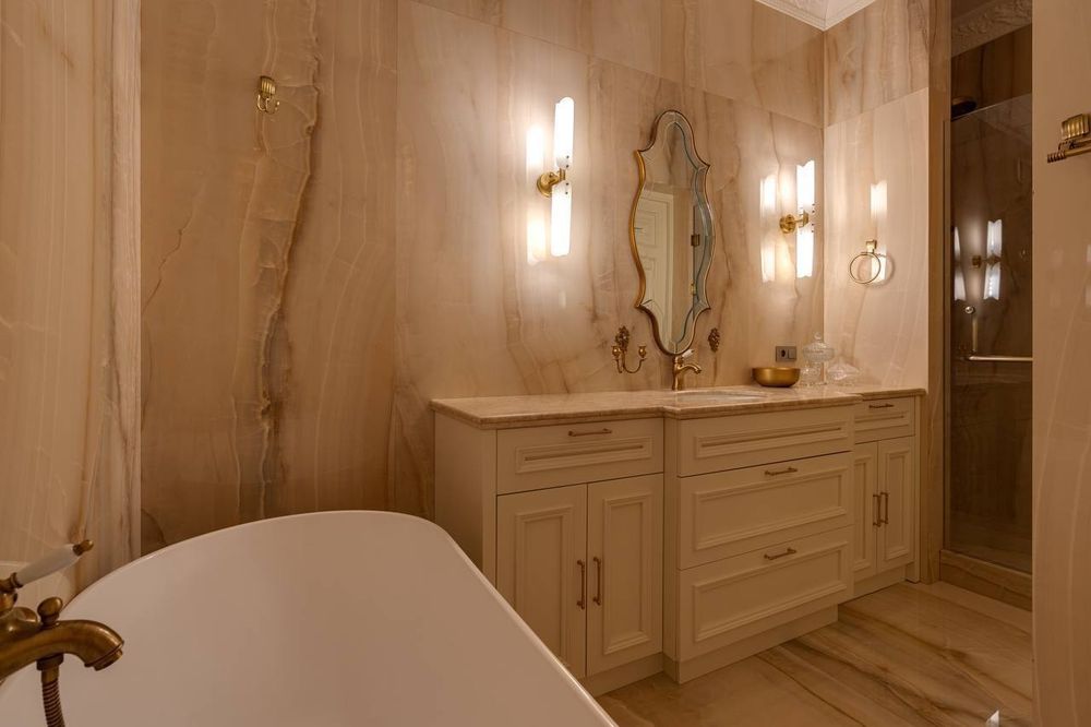 Продам квартиру Тарас Шевченко ГАБУС 3/6/6 175м2