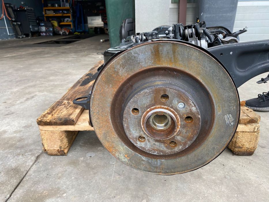 Punte spate completa 4x4 VOLVO XC40 2019 32221344