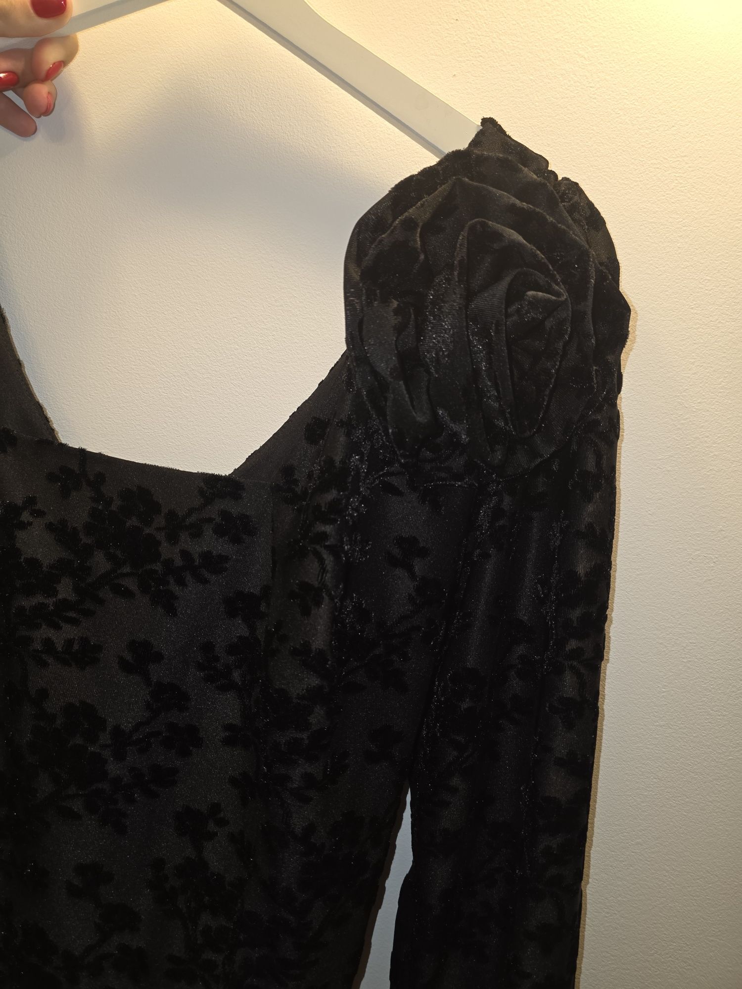 Rochie scurtă babydoll, cu mâneci lungi