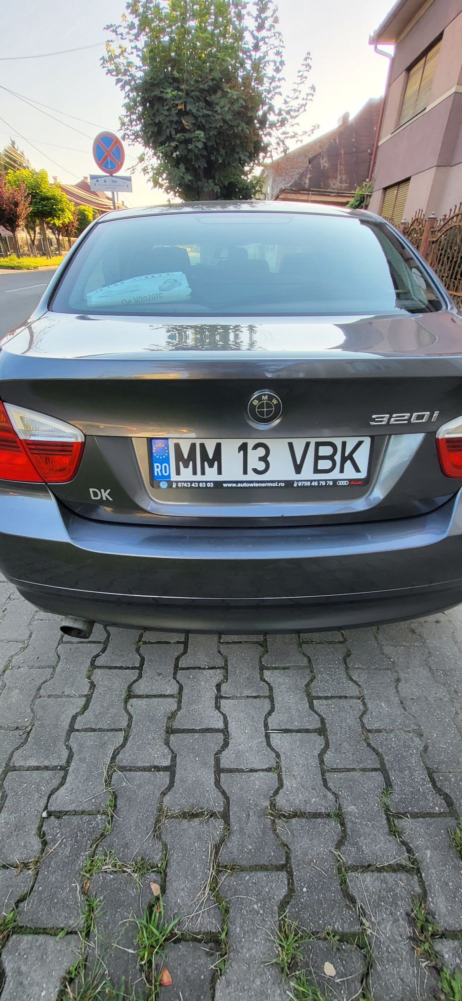 BMW seria 320 i -2006