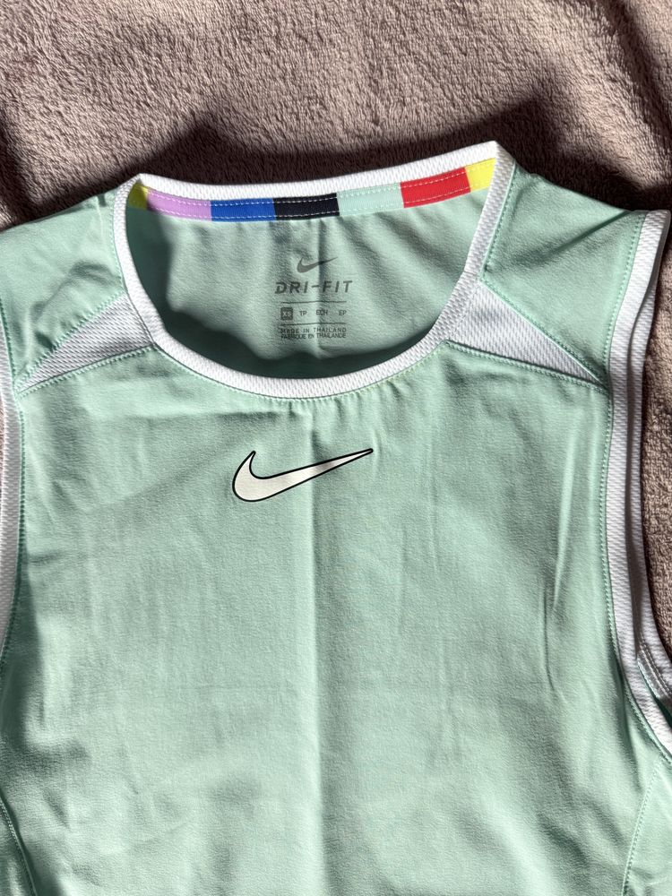 Дамски потник Nike