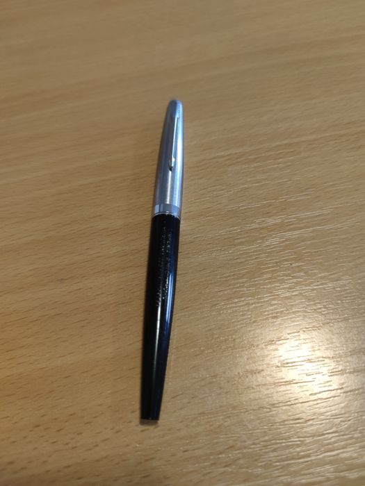 Stilou italian cu piston nou penita aurie