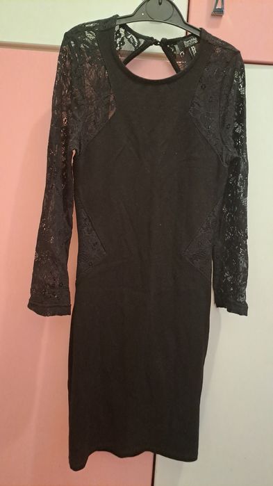 Rochii Bershka fete XS 23  lei bucata
