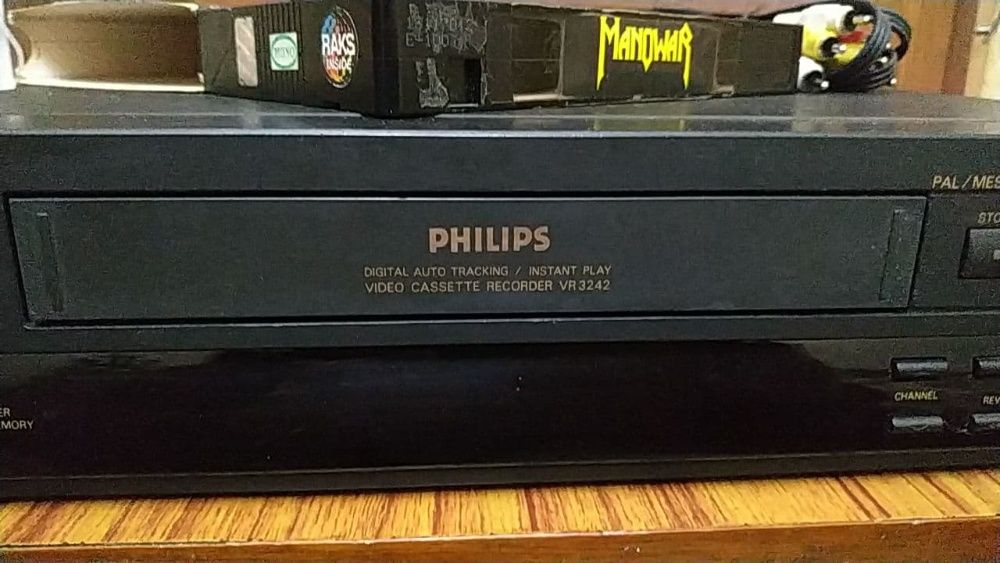 Видеомагнитофон Philips VR 3242 Philips видик Видео магнитофон