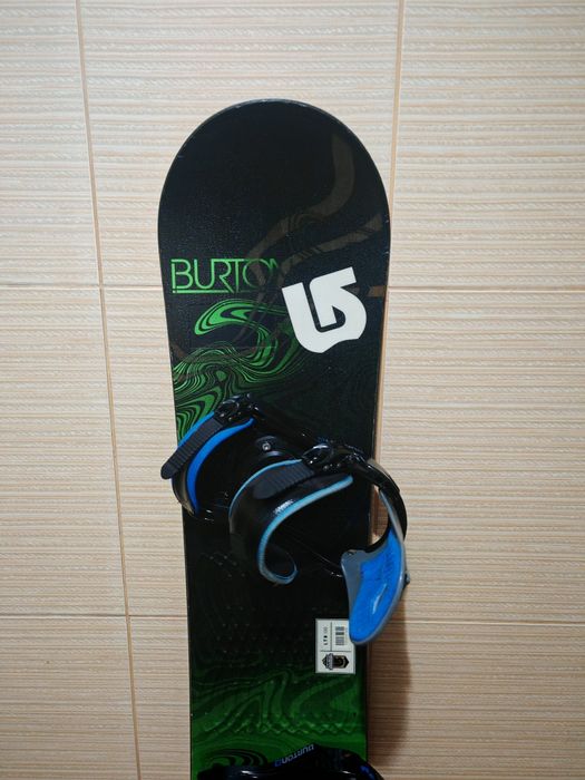 Placa snowboard Burton 130- legături boots burton